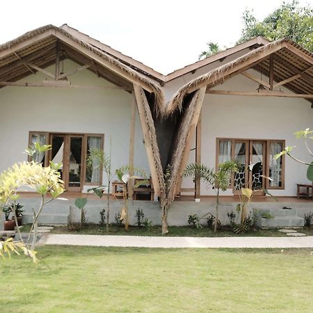 Alora House Lombok Tete Batu Hotel เตเตบาตู ภายนอก รูปภาพ