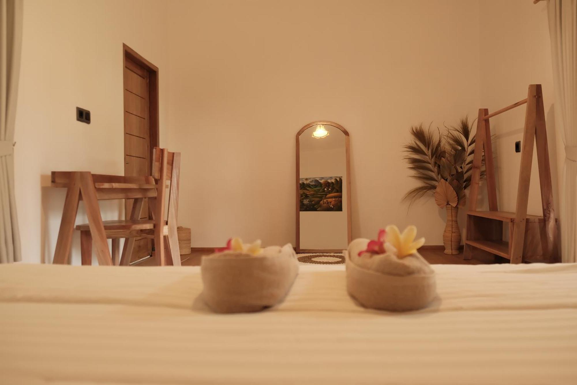 Alora House Lombok Tete Batu Hotel เตเตบาตู ภายนอก รูปภาพ